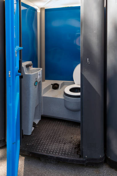 Best Portable toilet rental cost  in Dogtown, CA