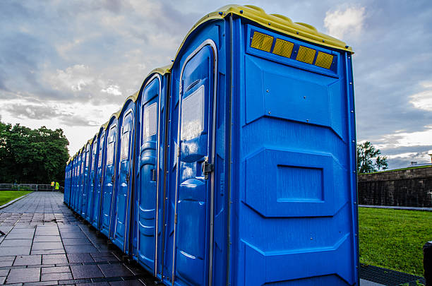 Portable bathroom rental in Dogtown, CA